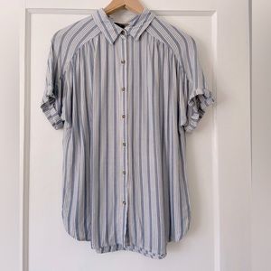 Universal Thread Striped Shirt size S